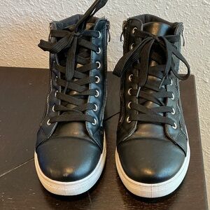 Women Black High-Top Sneakers